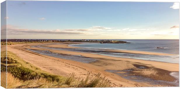  Dreamy Beadnell Bay Canvas Print by Naylor's Photography
