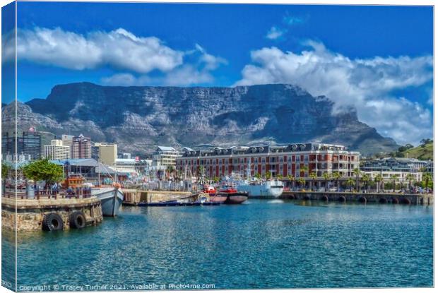 Table Mountain, Cape Town Canvas Print by Tracey Turner