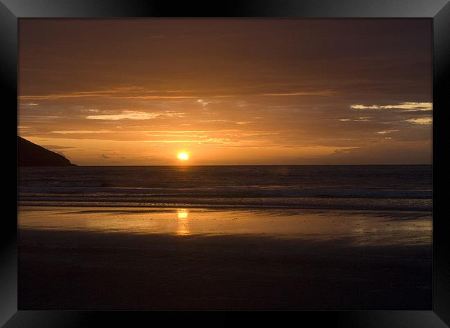 Sunset at Poppet Bay Framed Print by Charlie Gray LRPS